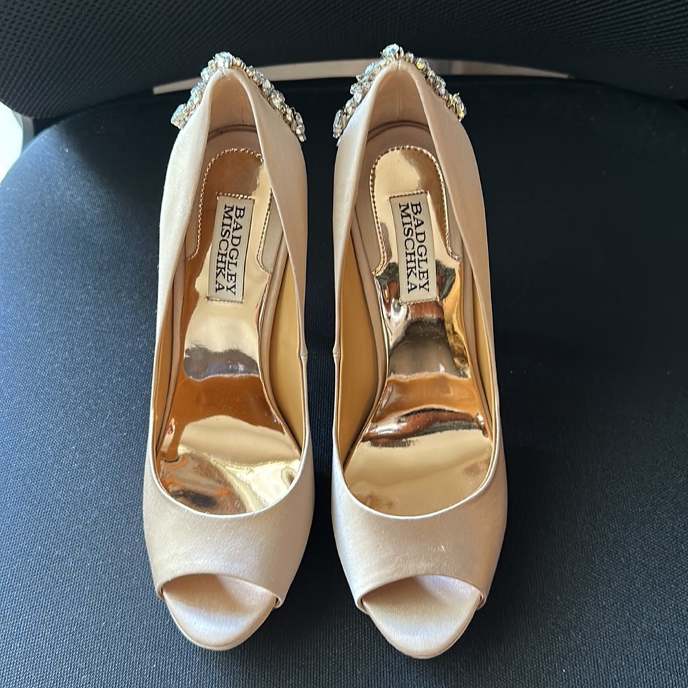 Rose Gold Badgley Mischhka Heels - Picture 1 of 4